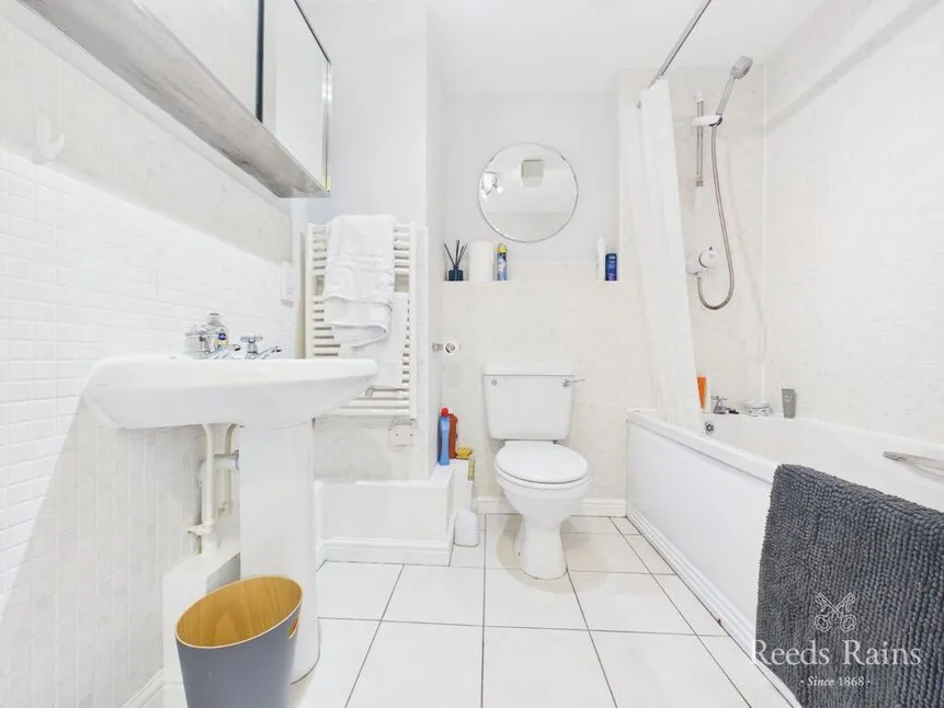 Archers Court, Crossgate Moor, DH1, photo 11