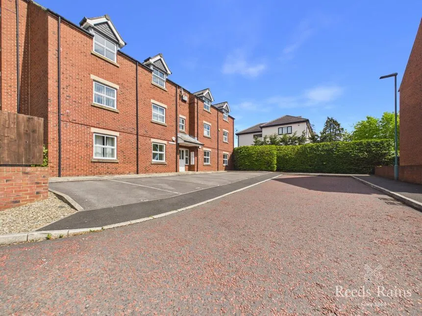Archers Court, Crossgate Moor, DH1, photo 13