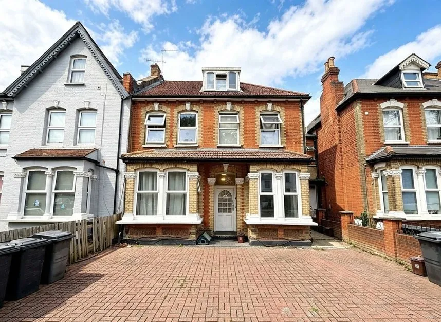 flat to rent — Sunningfields Road, Hendon, NW4