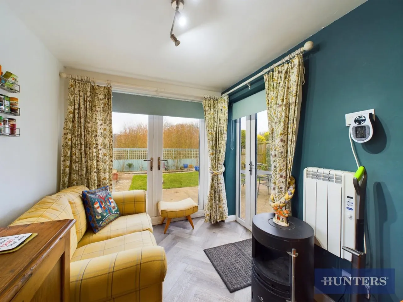 Cawthorne Crescent, Filey, YO14, photo 6