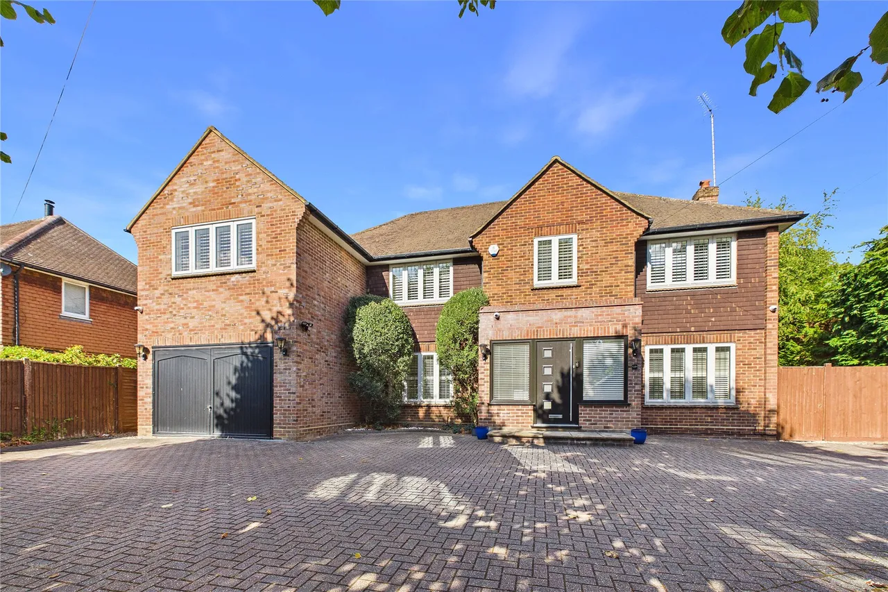 Parkway, Camberley, GU15, photo 26