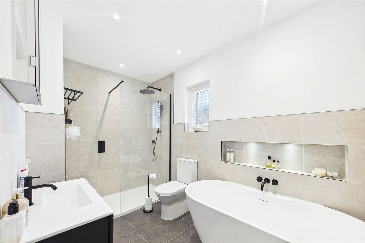 Parkway, Camberley, GU15, photo 17