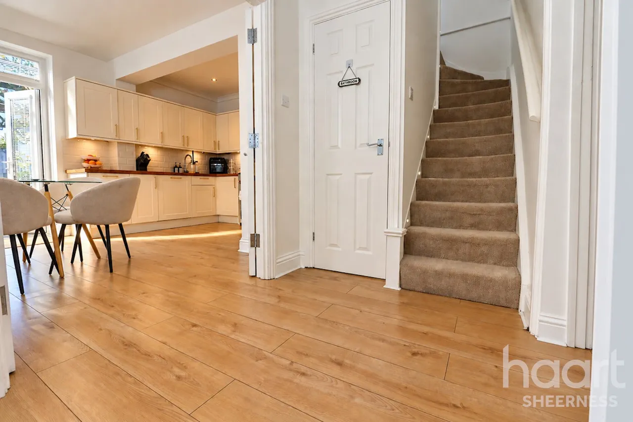 Scarborough Drive, Sheerness, ME12, photo 6
