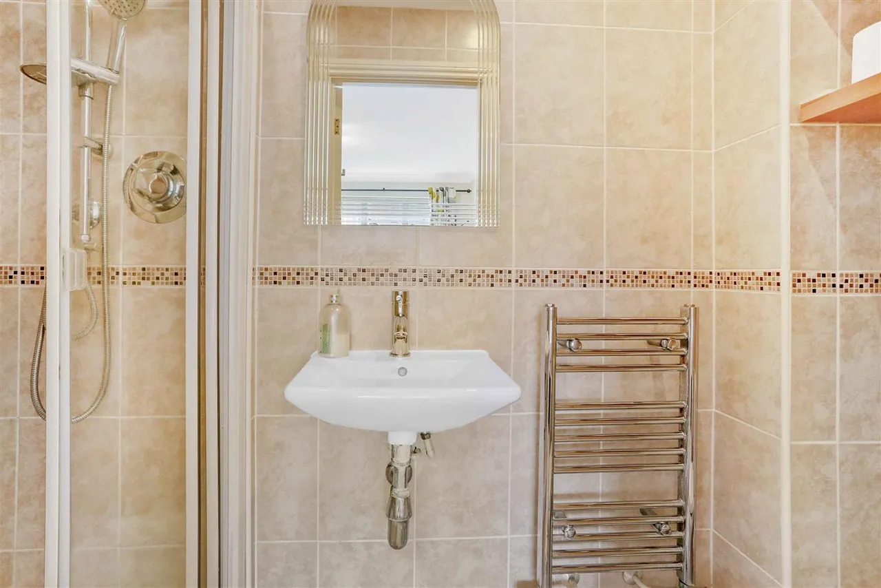 Jubilee Road, Cheam, SM3, photo 13