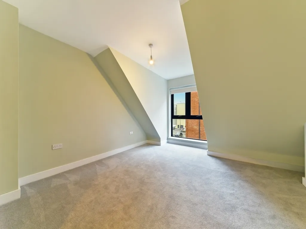 Market Street, Newbu, RG14, photo 9