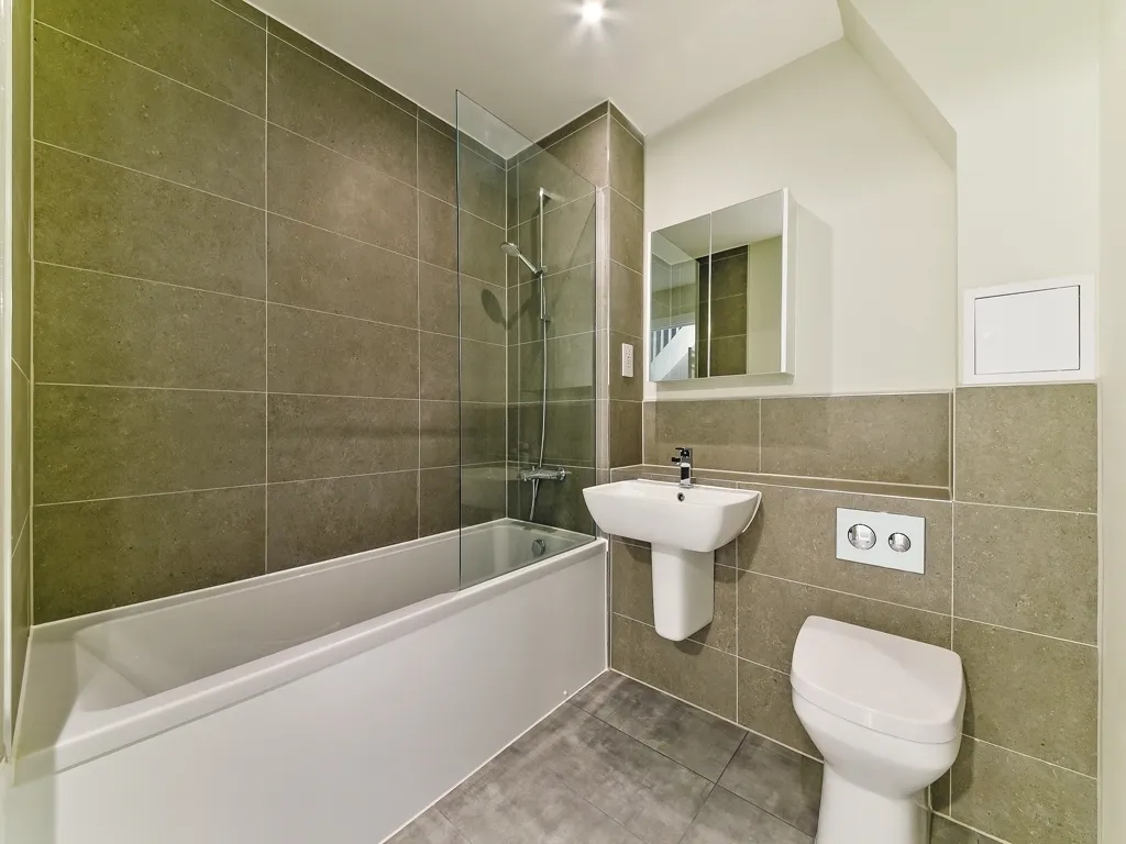 Market Street, Newbu, RG14, photo 8