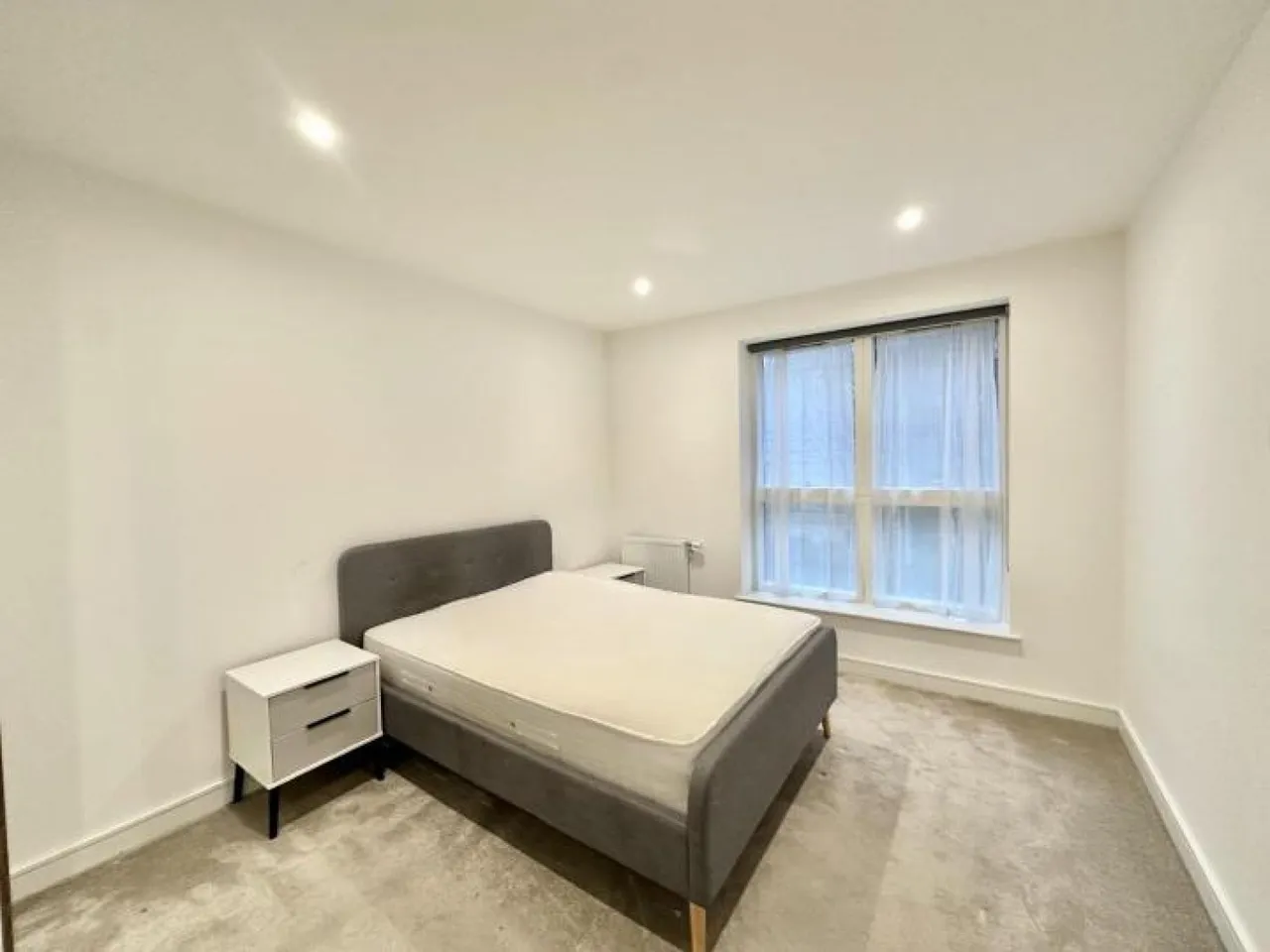 Greenleaf Walk, Southall, UB1, photo 10