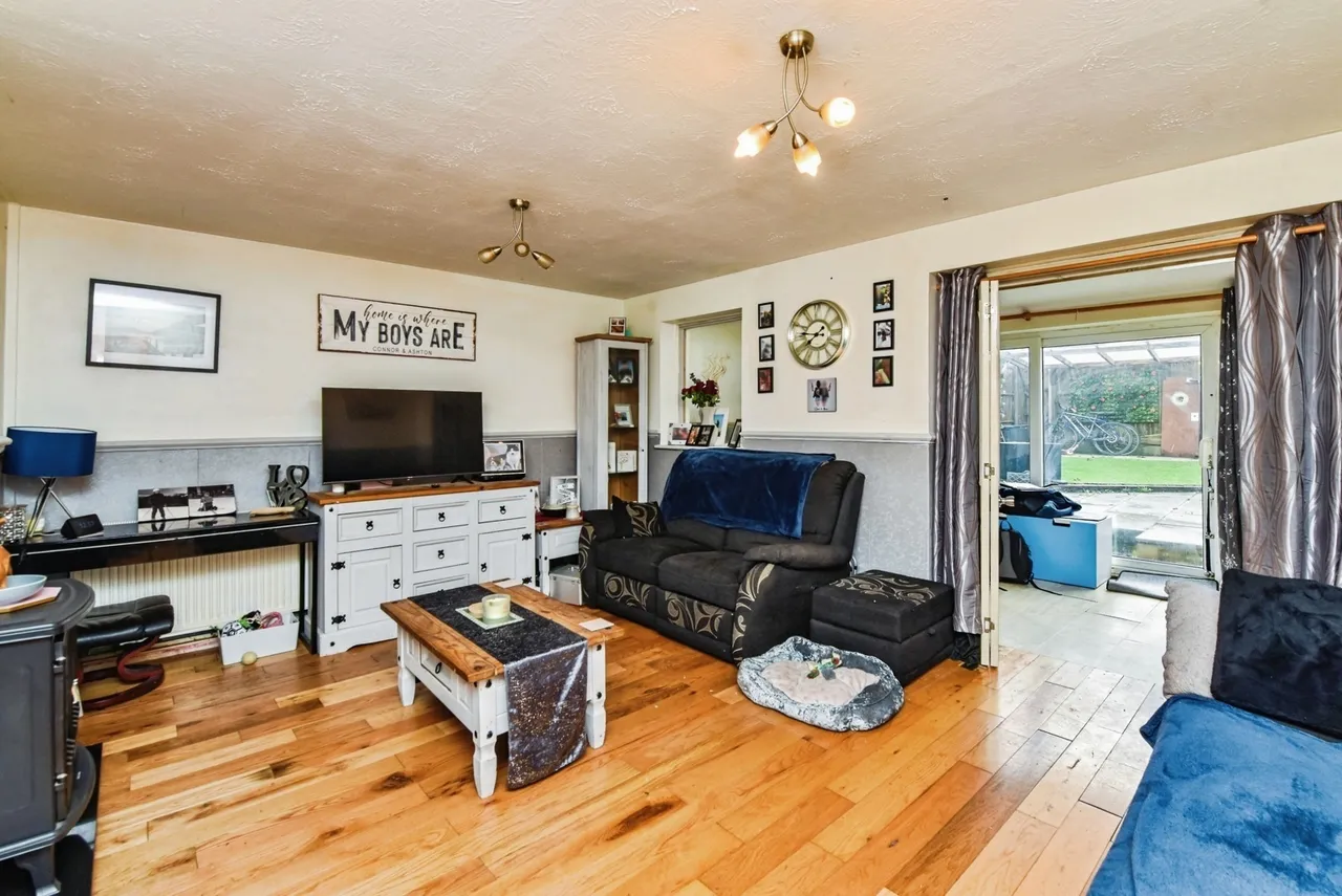 Misburg Close, Shepton Mallet, BA4, photo 4