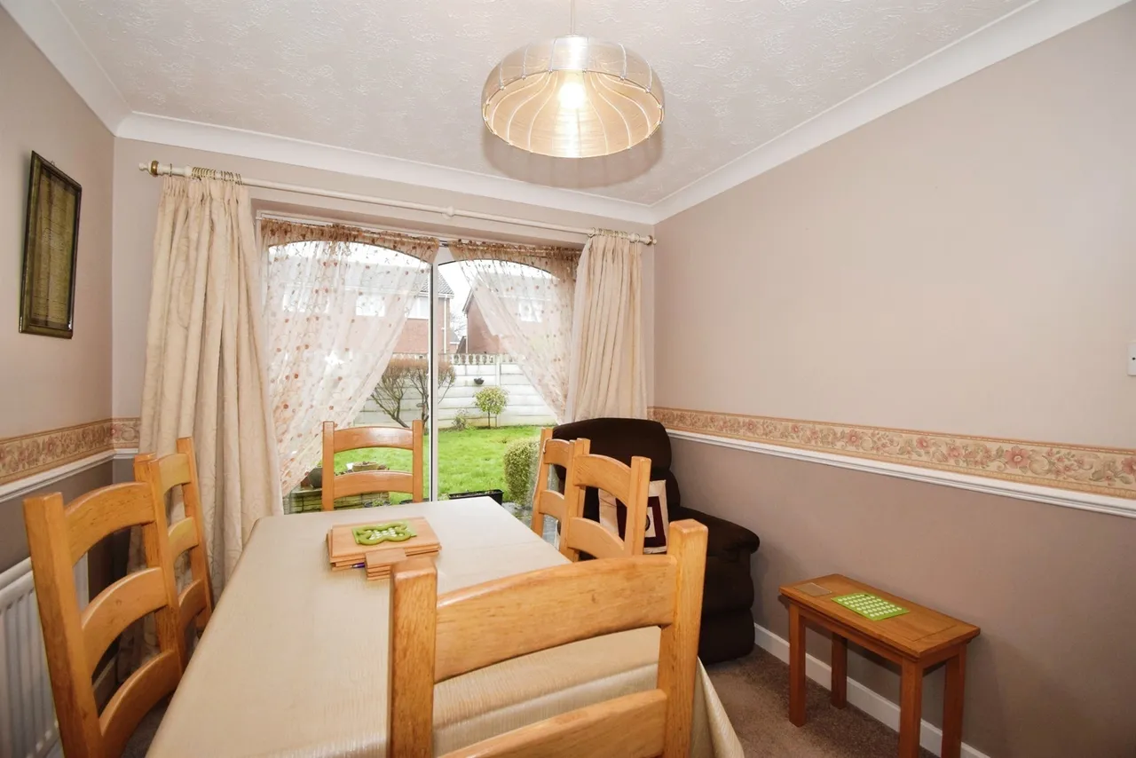 Poachers Place, Oadby, Leicester, photo 7