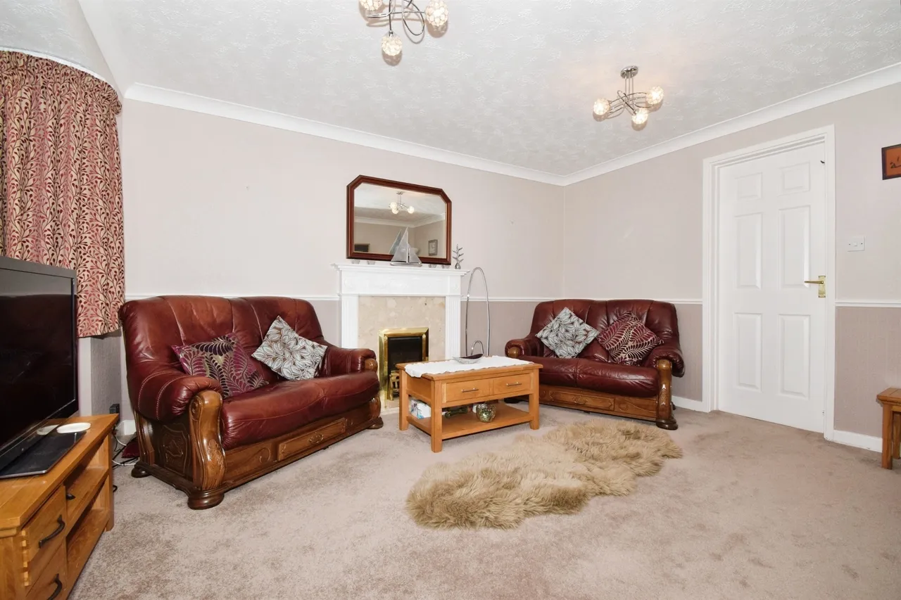 Poachers Place, Oadby, Leicester, photo 5