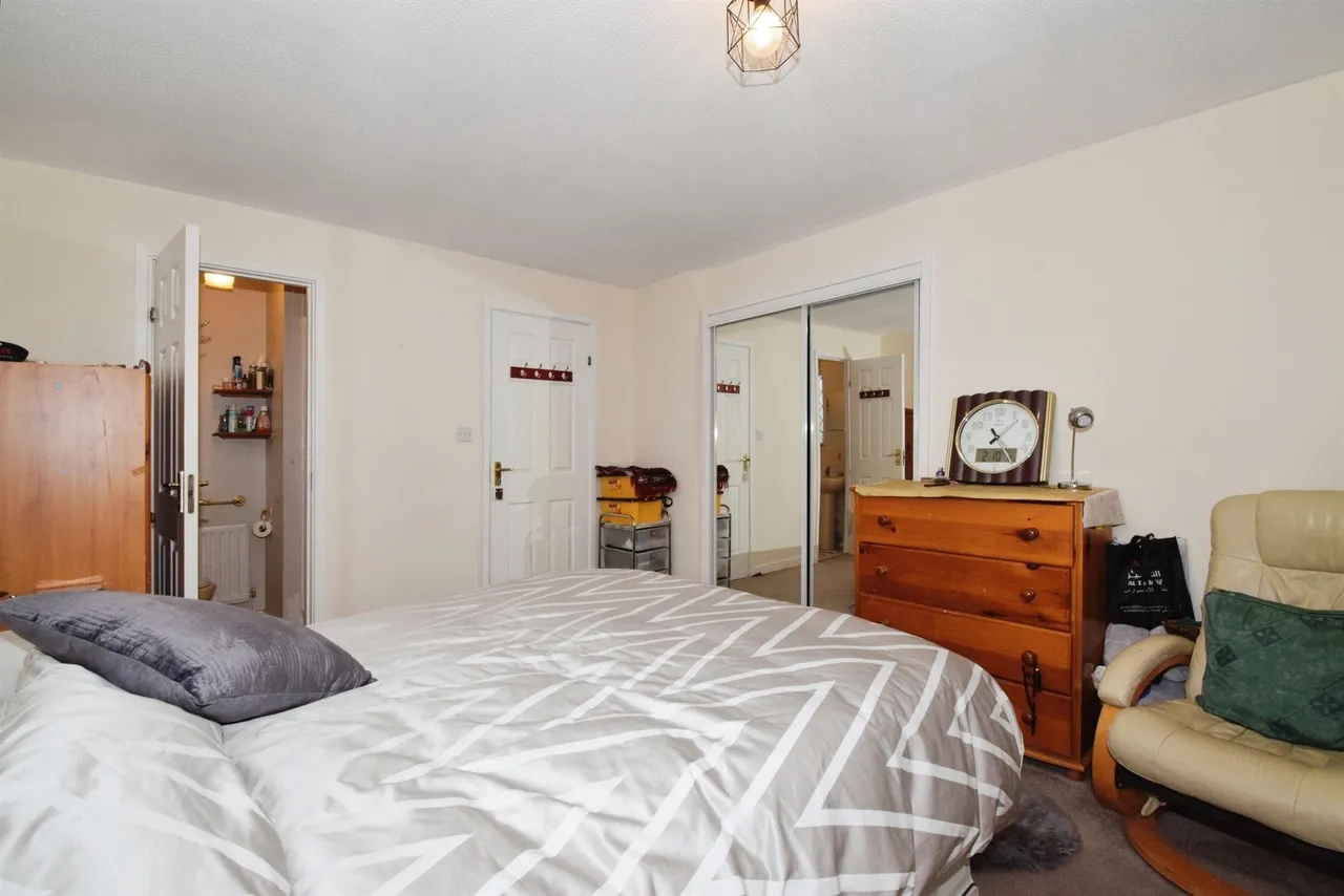Poachers Place, Oadby, Leicester, photo 9