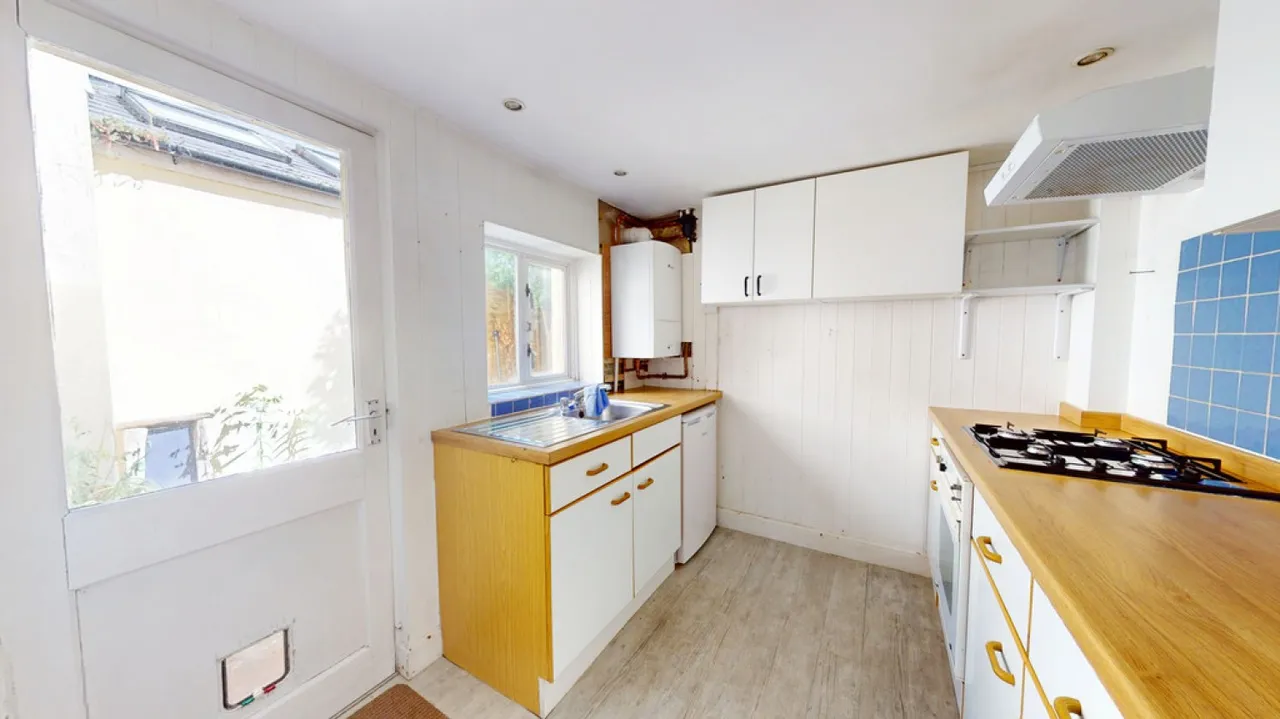 Brighton Road, Cheltenham, Gloucestershire, photo 5