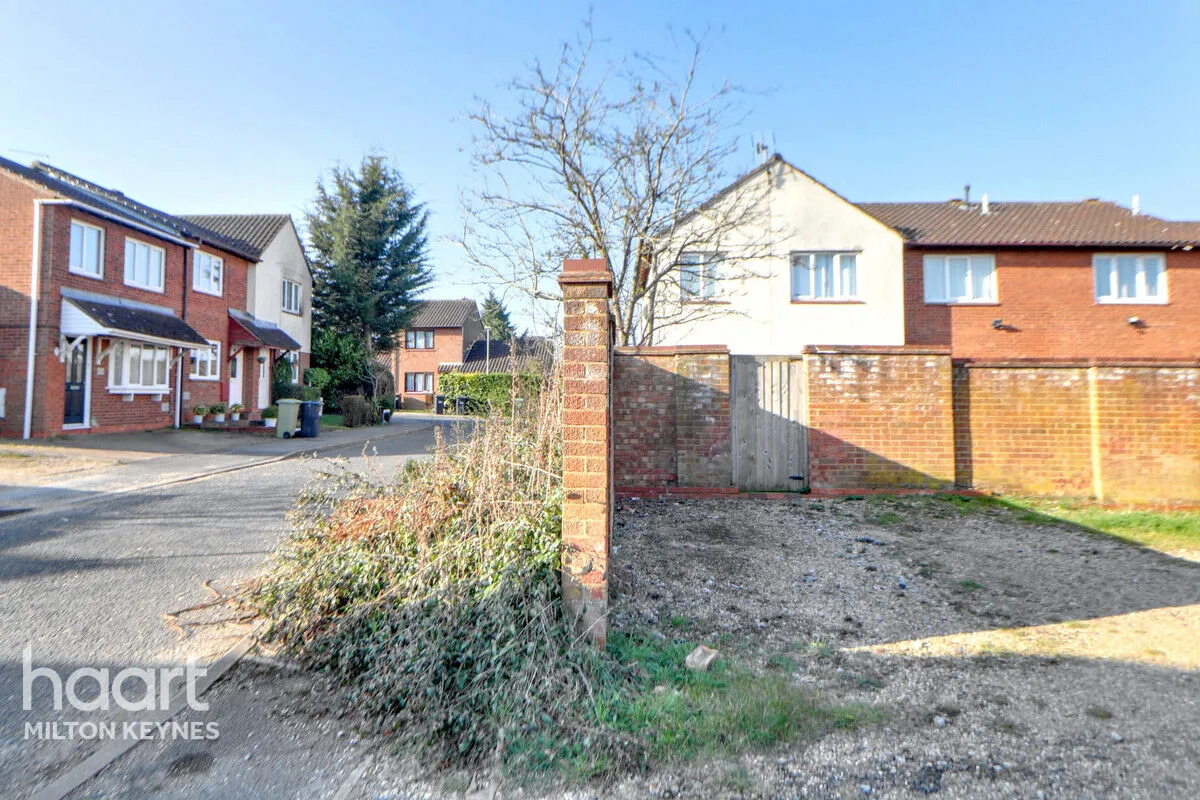 Simonsbath, Furzton, MK4, photo 2