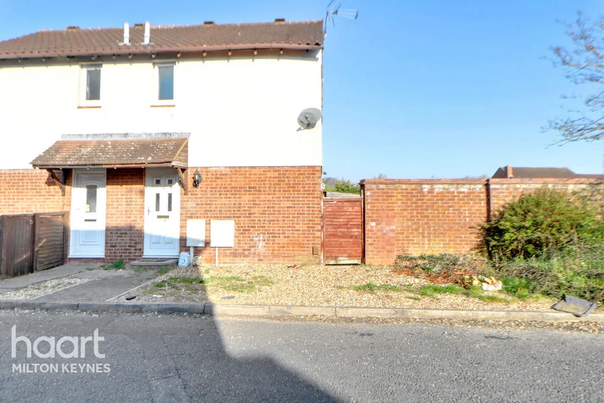 2 bed house for sale, Simonsbath, Furzton, MK4