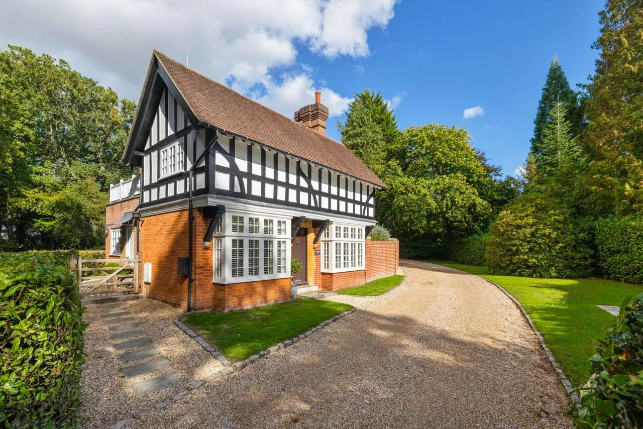 Highercombe Road, Haslemere, GU27, photo 23