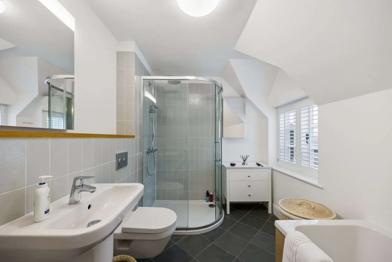 Highercombe Road, Haslemere, GU27, photo 20