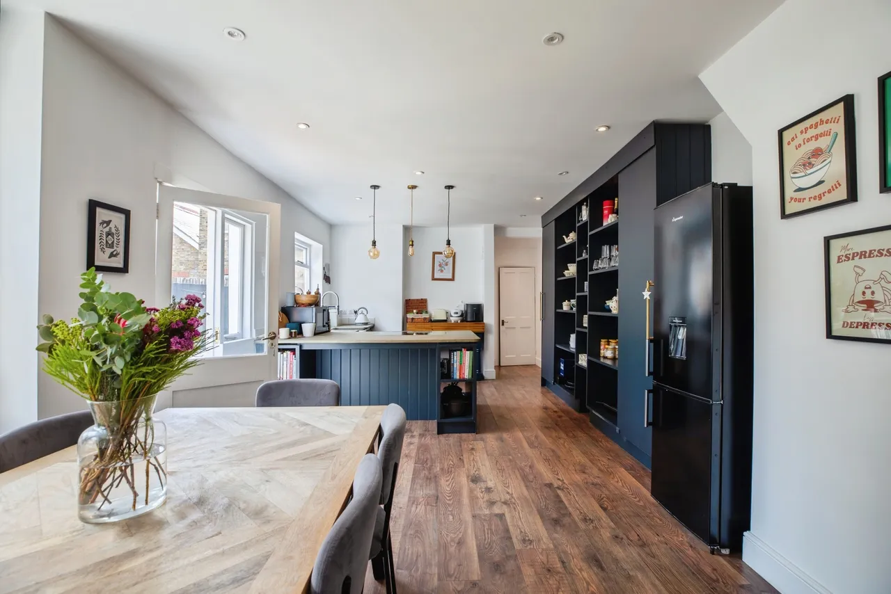 Weir Road, Balham, SW12, photo 6