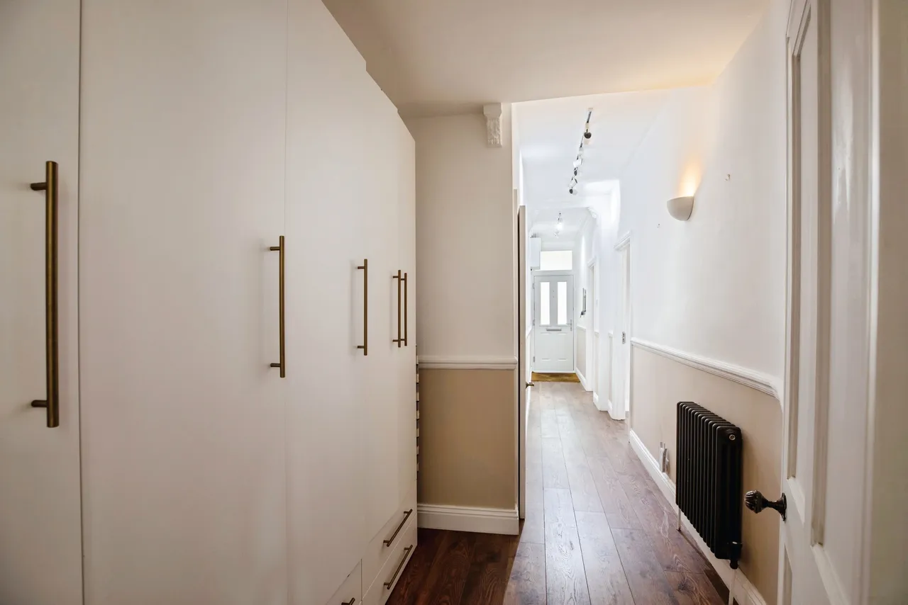 Weir Road, Balham, SW12, photo 13
