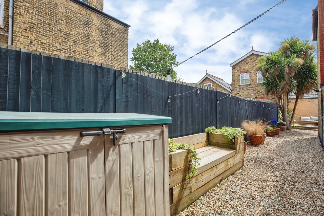 Weir Road, Balham, SW12, photo 18