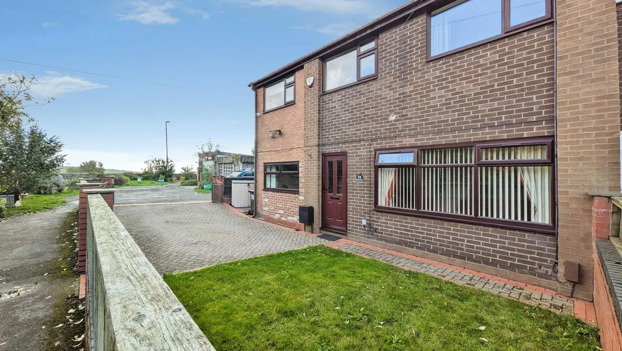 4 bed house for sale, Esther Street, Greenacres, OL4