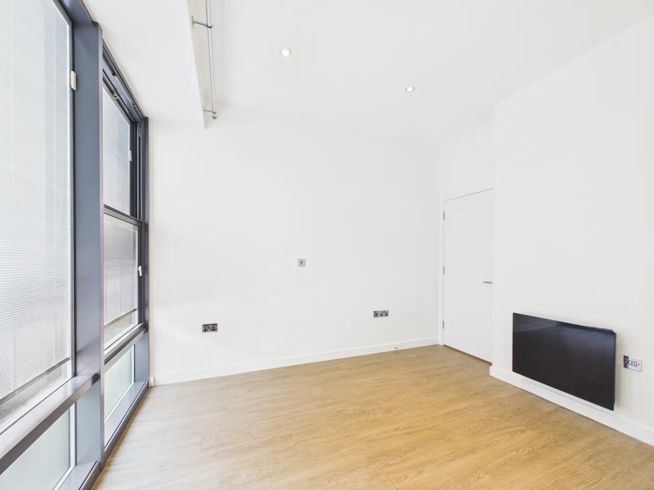 Apartment 8, The Clarence Clarence Parade, Cheltenham, GL50 3NY, photo 10