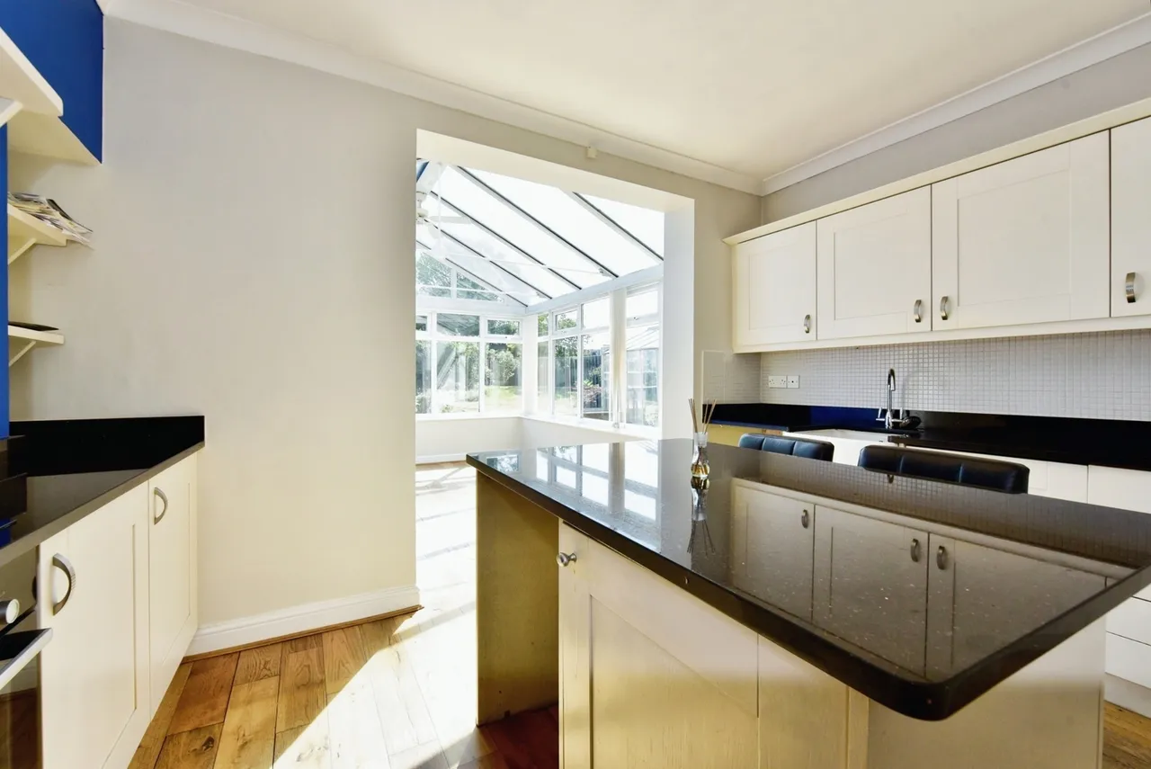 Chatsworth Park Rise, Sheffield, South Yorkshire, S12, photo 12