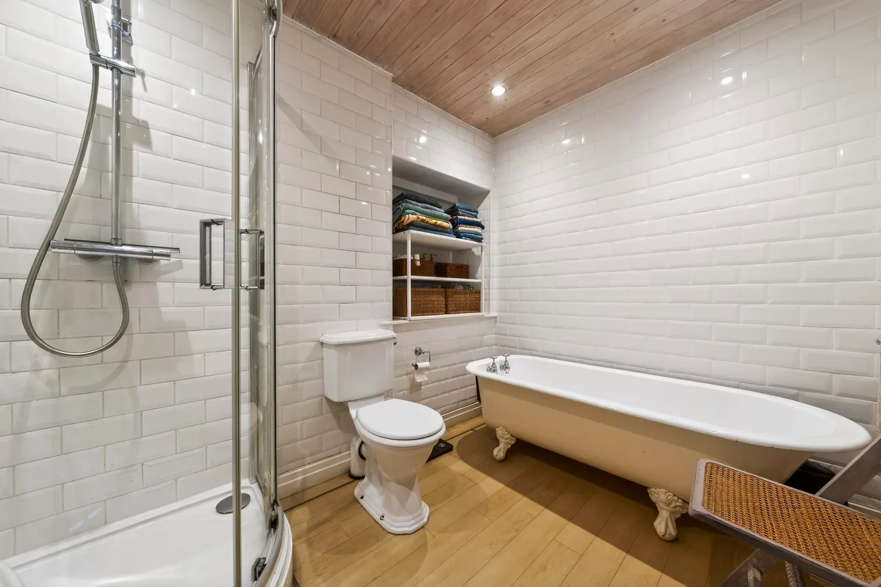 Broomlands, Wirral, CH60, photo 22