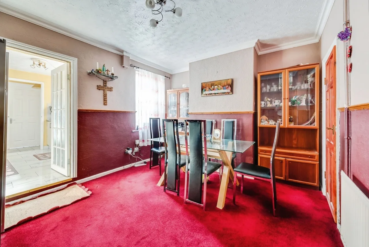 Crombey Street, Swindon, Wiltshire, SN1, photo 6