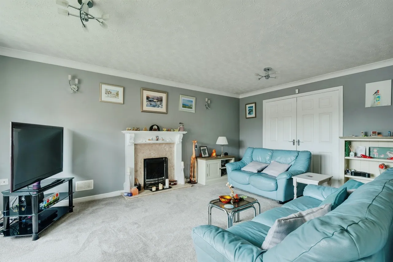 Bridgewater Grange, Preston Brook, WA7, photo 7