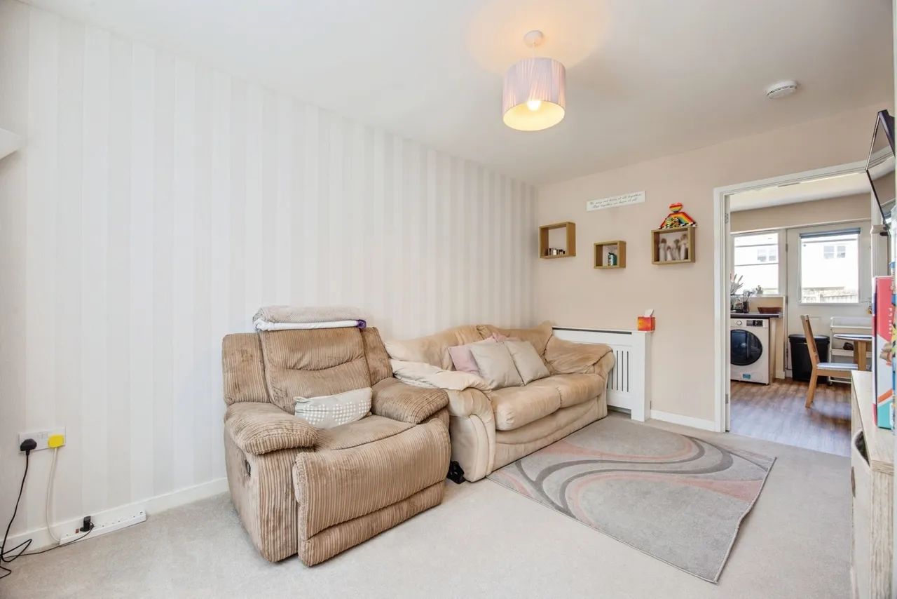 Mackerel Close, St. Austell, PL25, photo 3