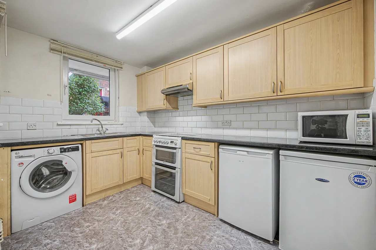 60 Langdale Close, London, photo 4