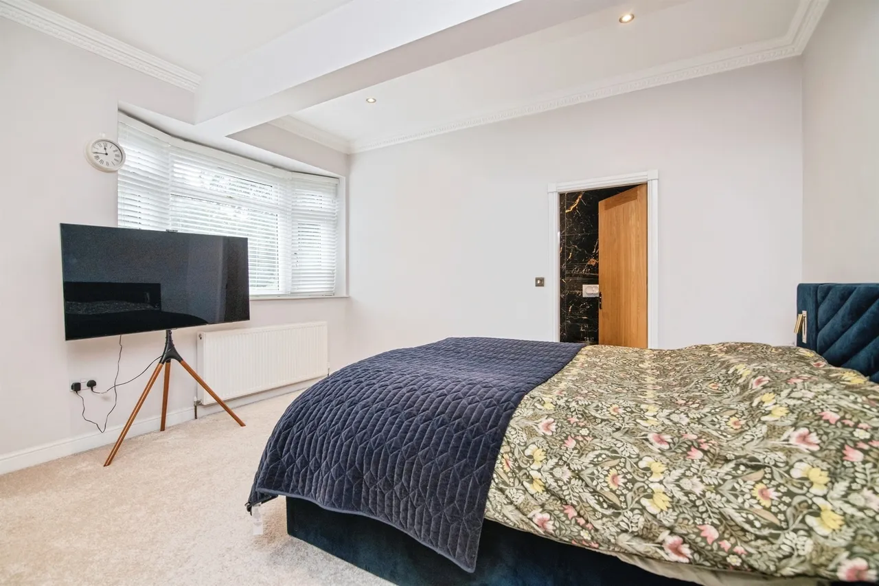 Charlemont Avenue, West Bromwich, B71, photo 9