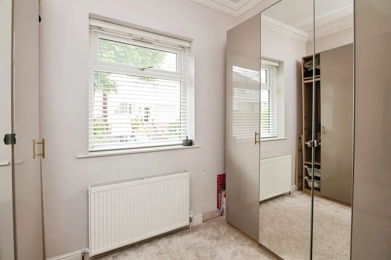 Charlemont Avenue, West Bromwich, B71, photo 15