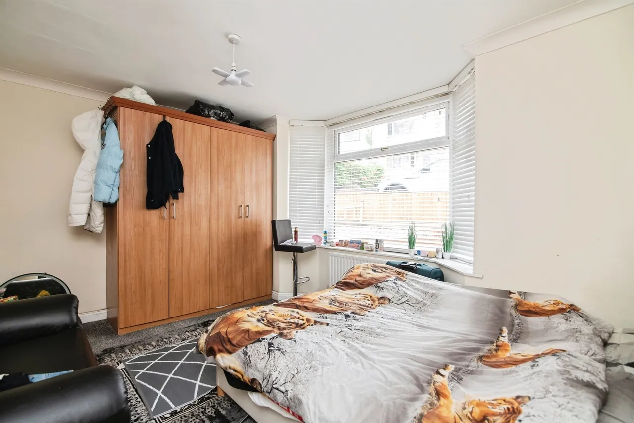 Charlemont Avenue, West Bromwich, B71, photo 19