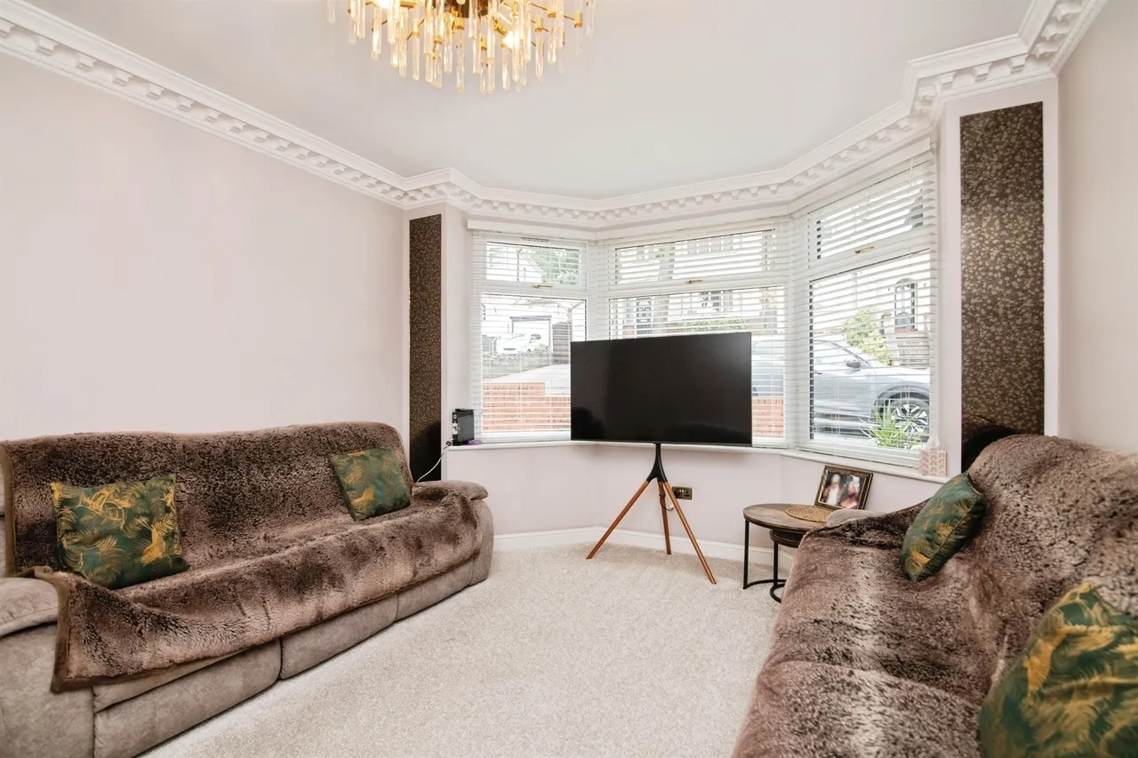 Charlemont Avenue, West Bromwich, B71, photo 4