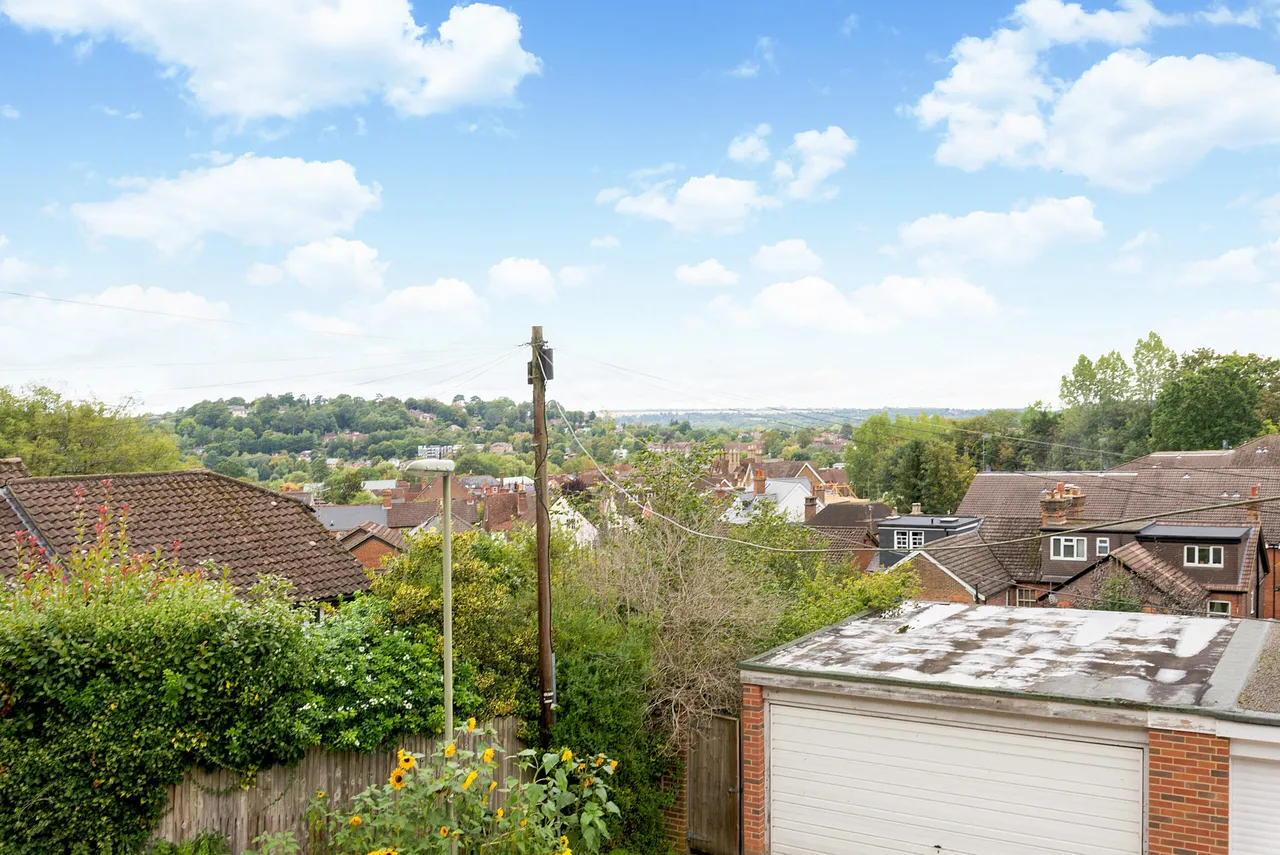 Latimer Road, Godalming, GU7, photo 12