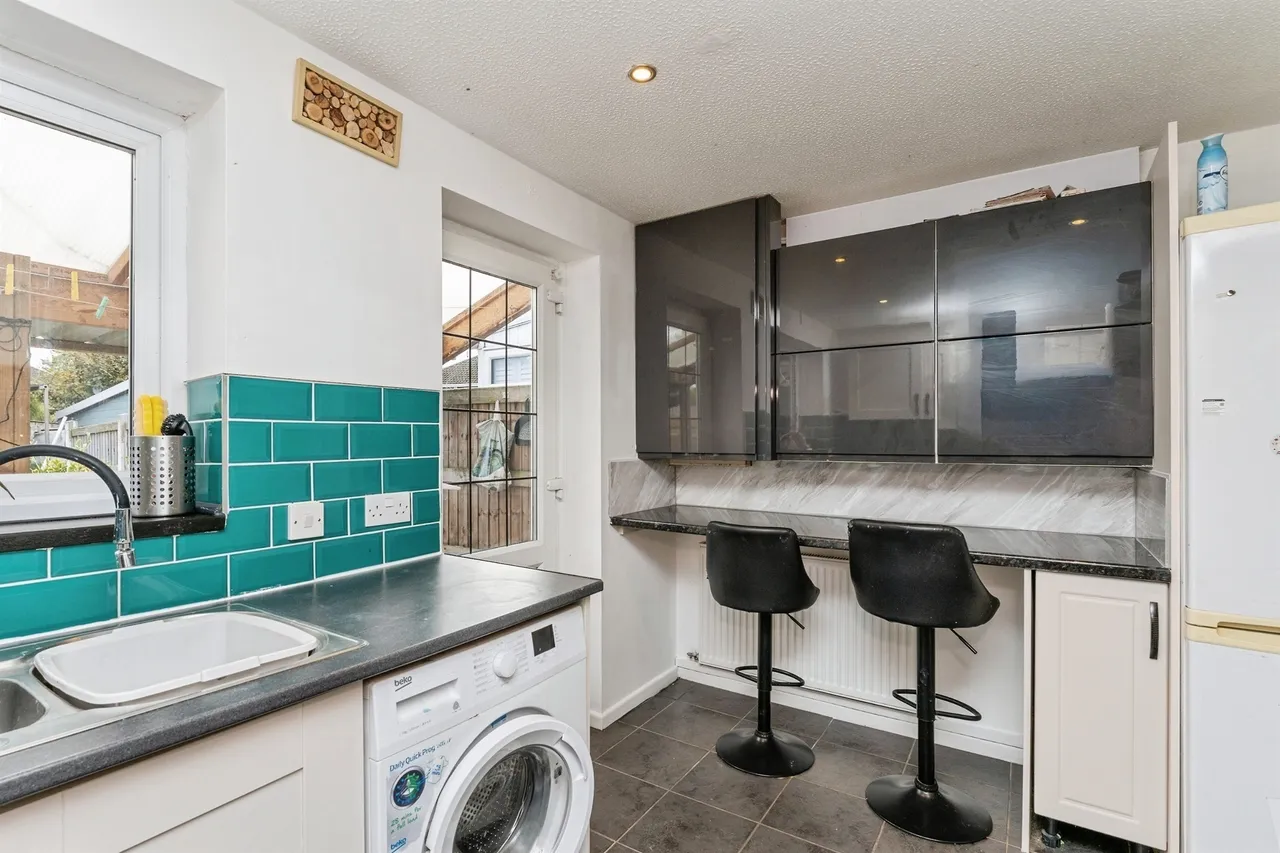 Avonlea Close, Saltney, CH4, photo 5
