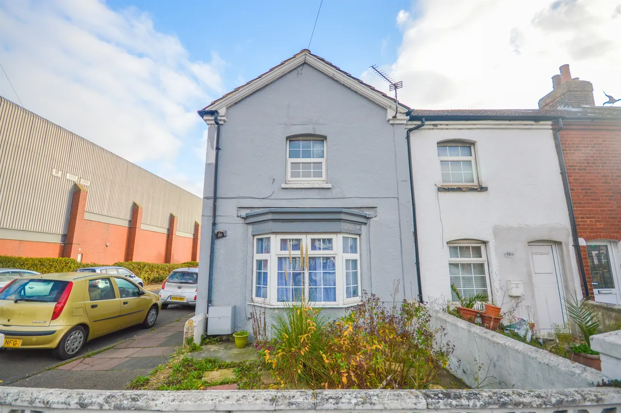 2 bed house for sale — Seaside, Eastbourne