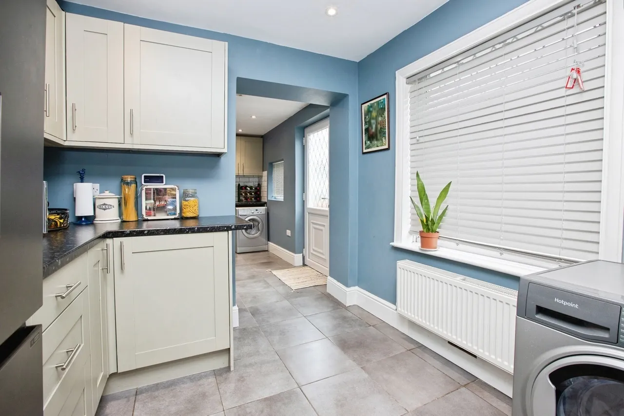 Titchfield Avenue, Sutton-in-Ashfield, NG17, photo 8