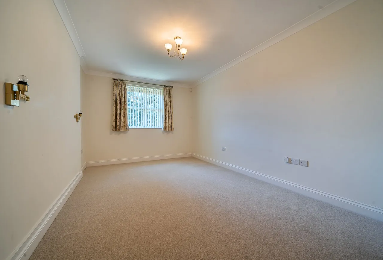 Humphris Place, Cheltenham, GL53 7FB, photo 9