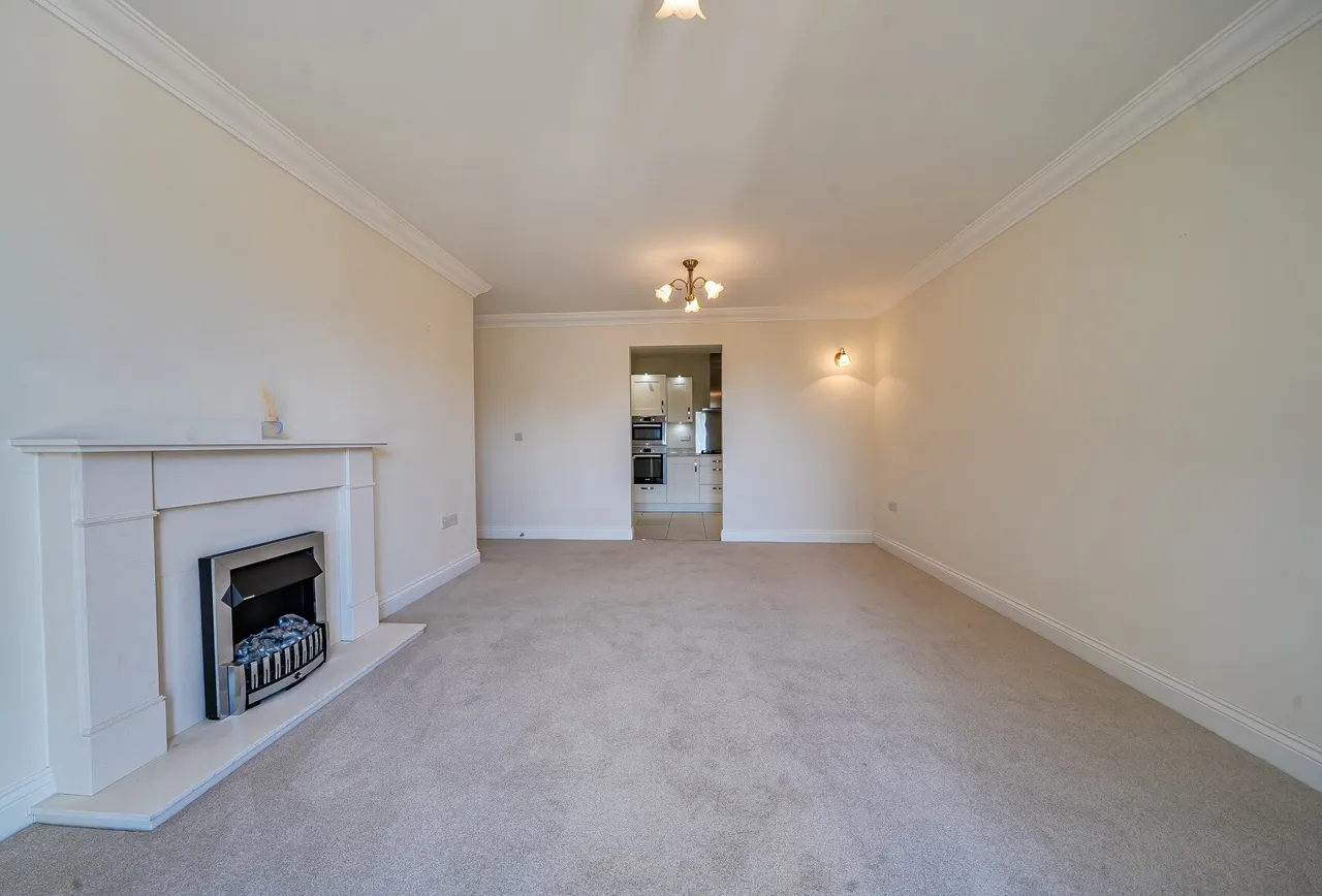 Humphris Place, Cheltenham, GL53 7FB, photo 5