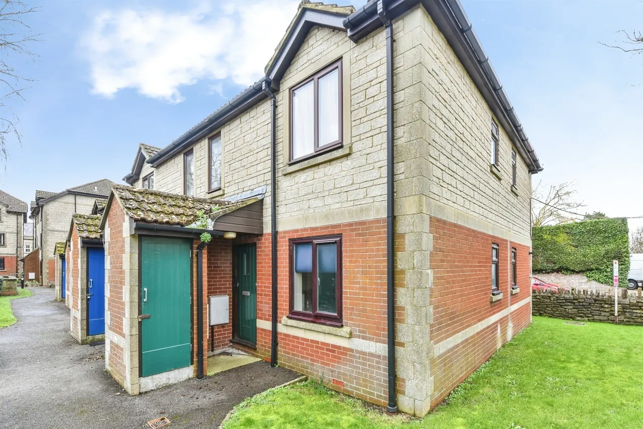 1 bed flat for sale — Portland Place, Frome