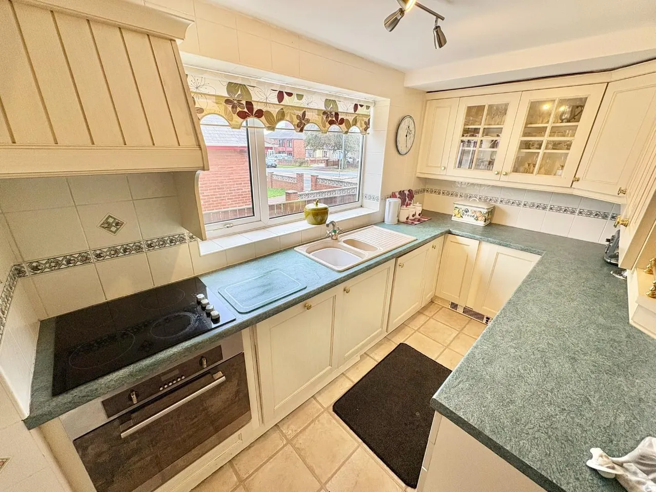 Darlington Road, Ferryhill, DL17, photo 11