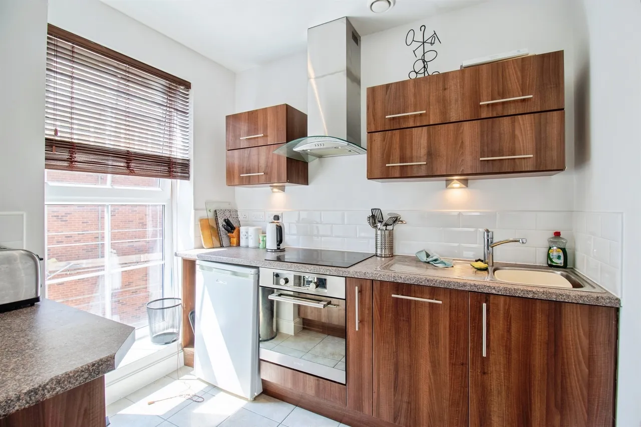 St Marys Road, Market Harborough, LE16, photo 14