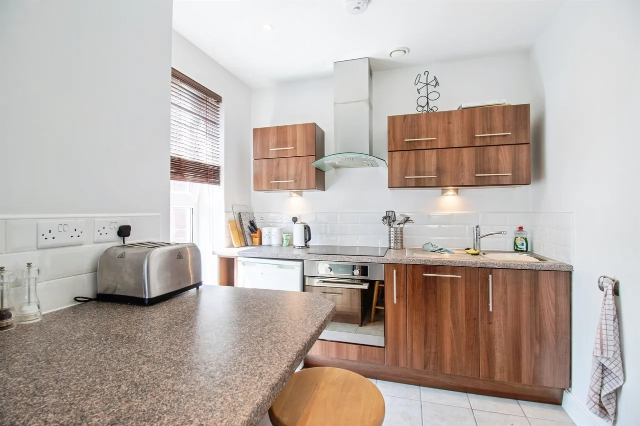St Marys Road, Market Harborough, LE16, photo 13
