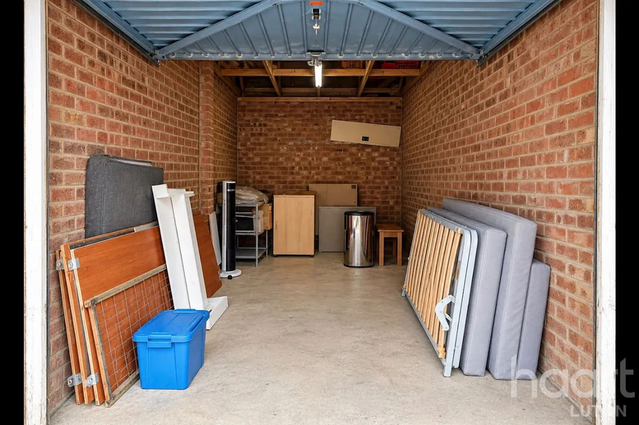Spayne Close, Luton, LU3, photo 10