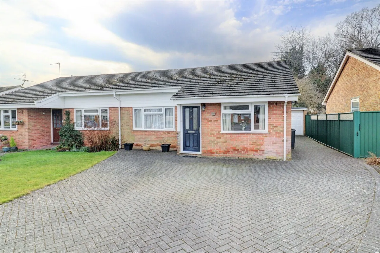 3 bed house for sale, Fernside, High Wycombe, HP15