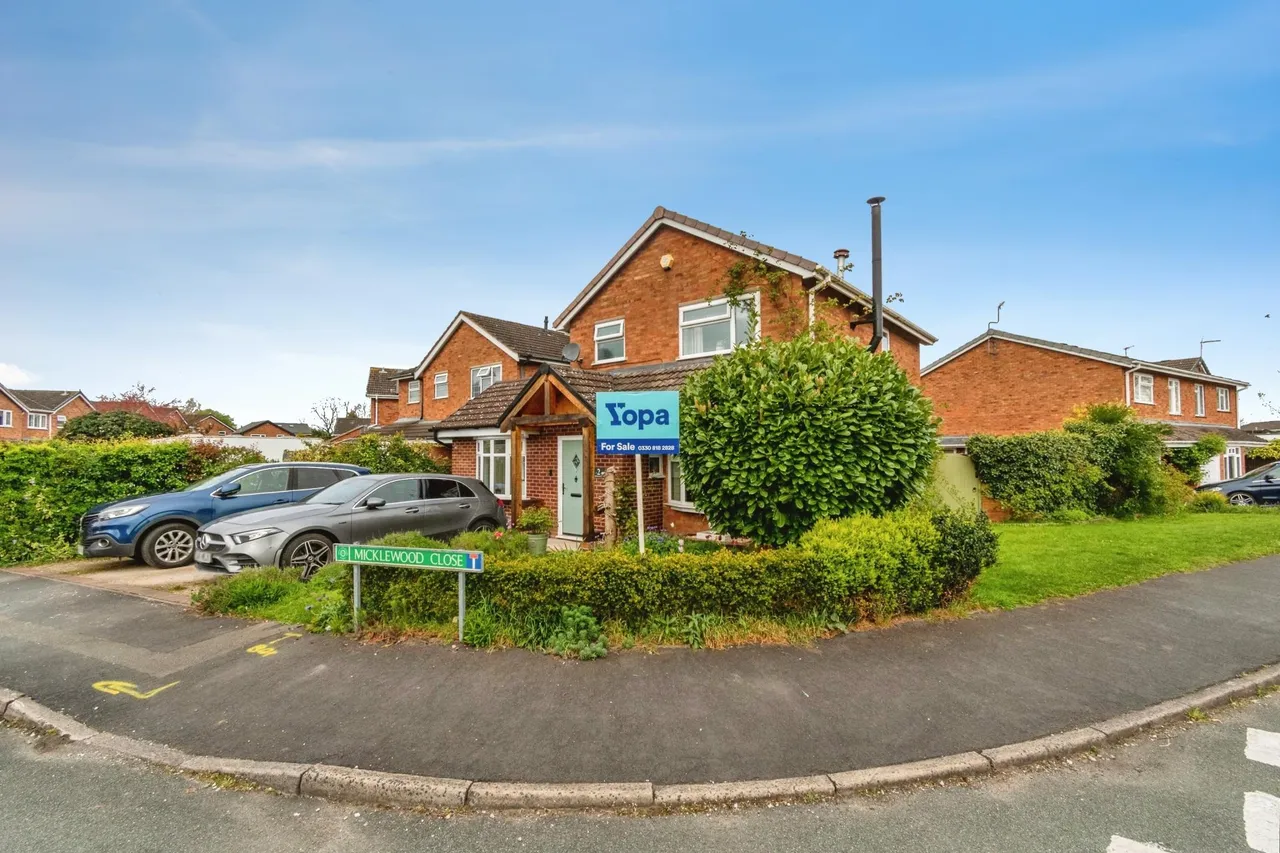 Micklewood Close, Stafford, ST19, photo 24