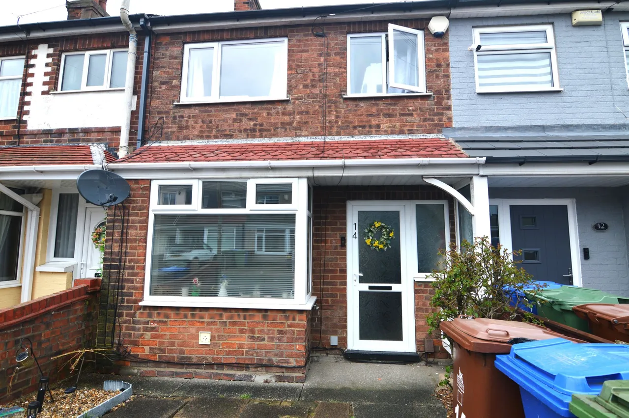 Wentworth Road, Grimsby, Lincolnshire, DN34 4AR, photo 4