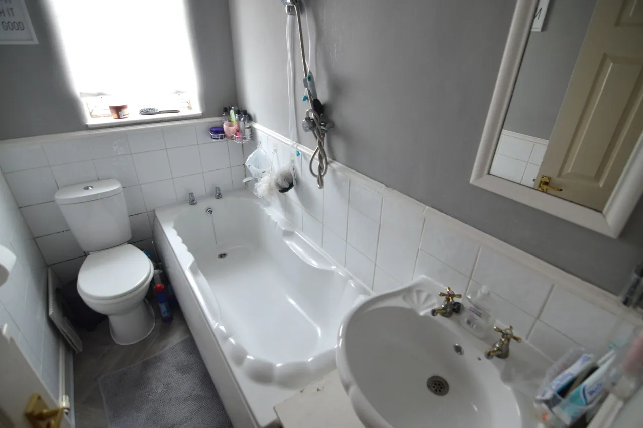 Wentworth Road, Grimsby, Lincolnshire, DN34 4AR, photo 9